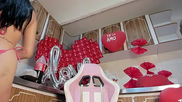 violet_77711: онлайн-секс-чат