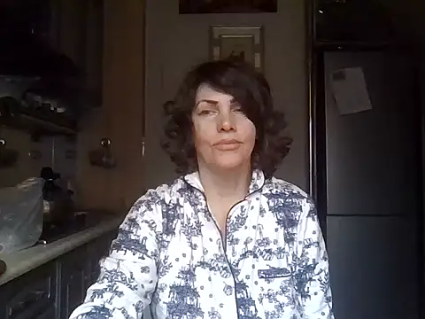 Baby-Matilda 现场XXX聊天