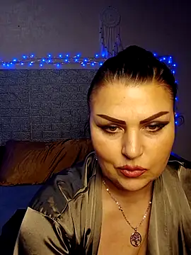 kataleya94: απευθείας συνομιλία ΧΧΧ