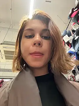 RosieSecret's Live XXX Chat