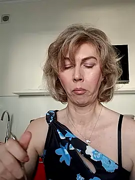 Chat +18 de stellahere8 ao vivo