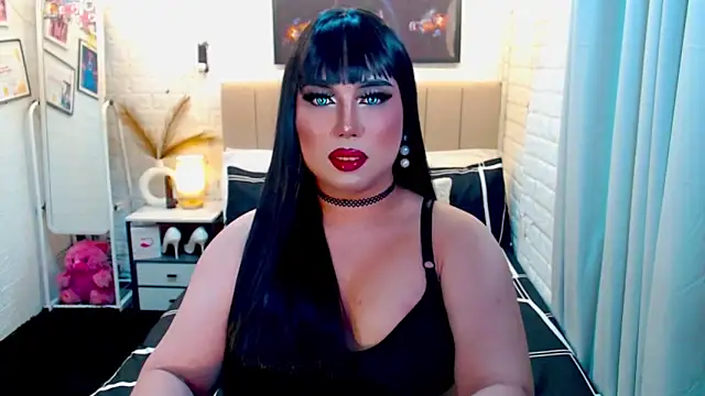 creamyy_mollyy: διαδικτυακό σόου στην κάμερα