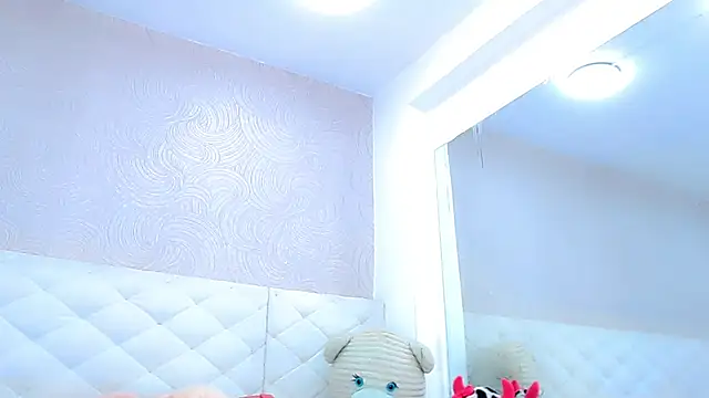 hanna_sweett34: διαδικτυακό σόου στην κάμερα