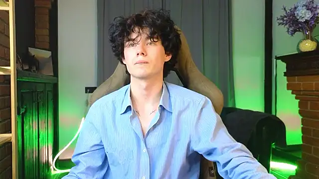 Онлайн чат XXX Cute_Mike