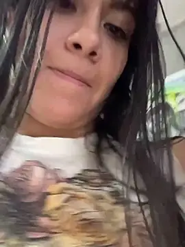 Chat +18 de Luna_Staar69 ao vivo