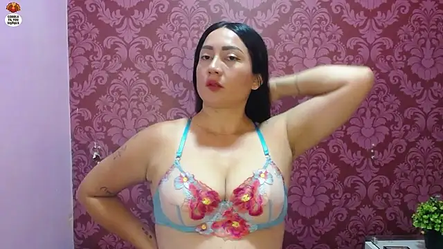 juliana_diaz – Live XXX-chat