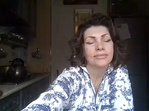 แชท XXX สดของ Baby-Matilda