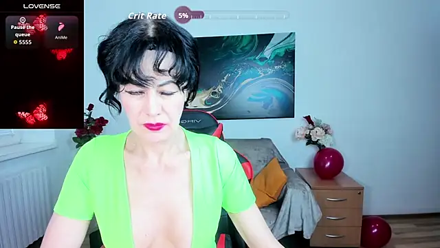 Онлайн чат XXX Silvia_Wallec