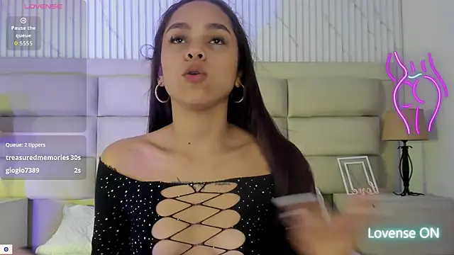 CarolineFyre Webcamshow