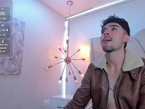 BrunoTurnerr Chat XXX in diretta