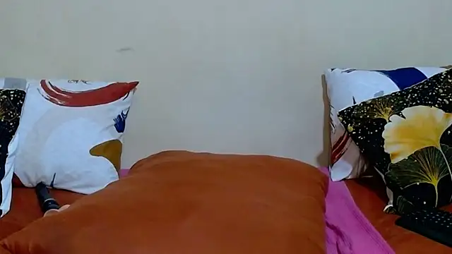 Pokazy przed kamerką – DiamondLuv29