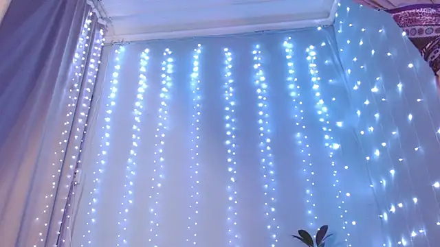 julia_renard: онлайн-секс-чат