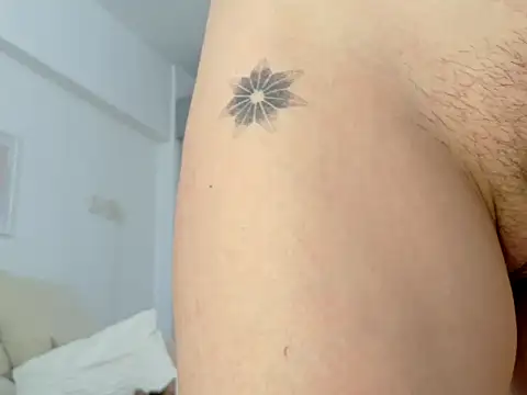 MissFrenchy webcam show