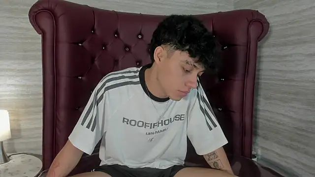 Czat XXX na żywo – Dani_rivass