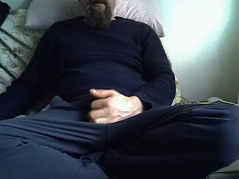 Show modela blue-red na web-kameri