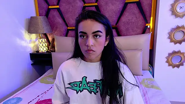 Leslie_Bussh_ লাইভ XXX চ্যাট