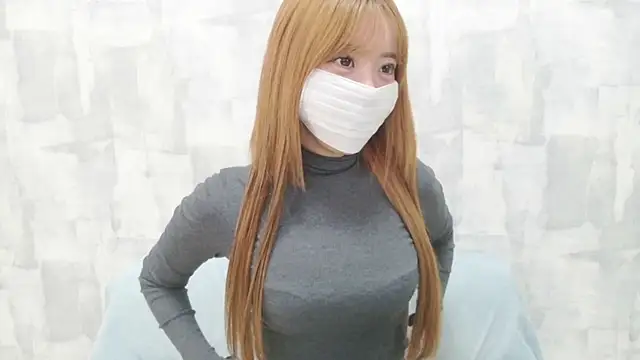 XXX chat uživo modela LOVE_MOMO_LOVE