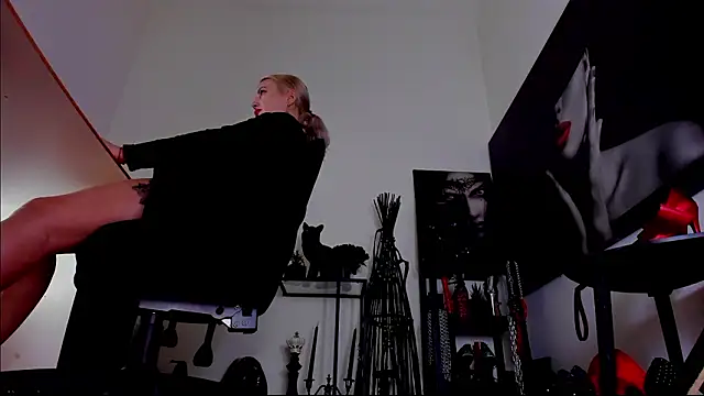 MistressDemin Live XXX chat