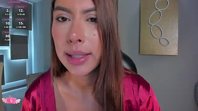 ArianaDumontのライブXXXチャット