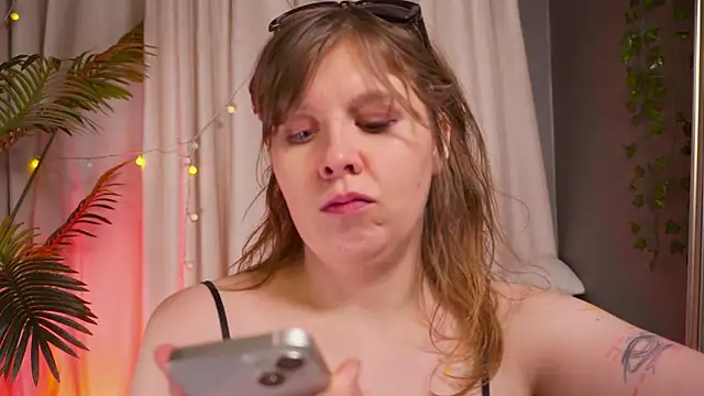 Онлайн чат XXX Sense_Of_Rosemary