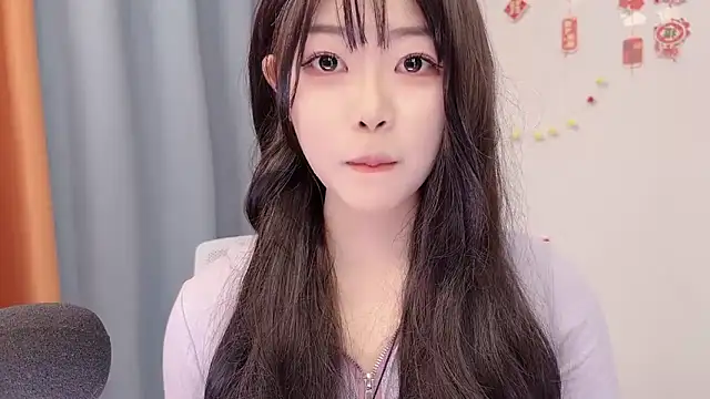 smalldaisy Adlı Modelin Canlı XXX Sohbeti