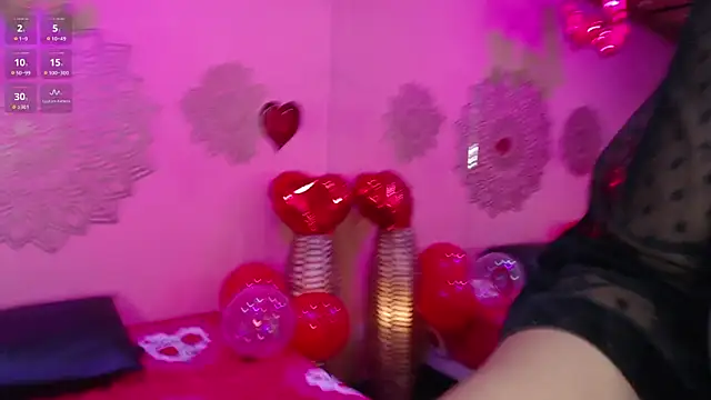 ArianaRouge élő XXX-chatje