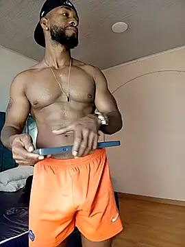 Dante_Knox: απευθείας συνομιλία ΧΧΧ