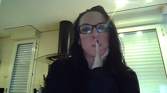 FITGIRL-MAEVAのライブXXXチャット