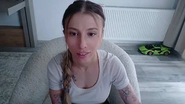 XXX chat uživo modela Deidi_sweet