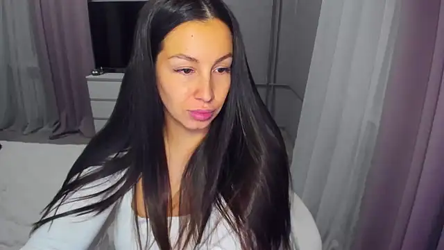 แชท XXX สดของ AvisFlowers