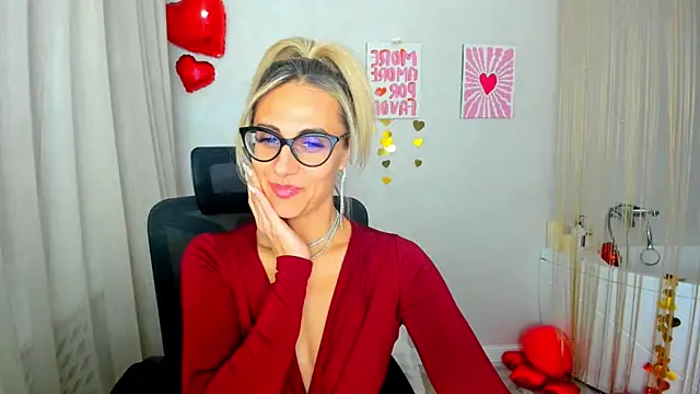 XXX chat uživo modela MuseOfStage