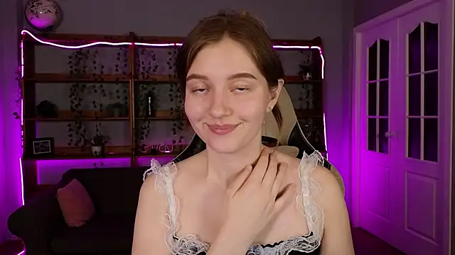 Ksuhesa Chat XXX in diretta