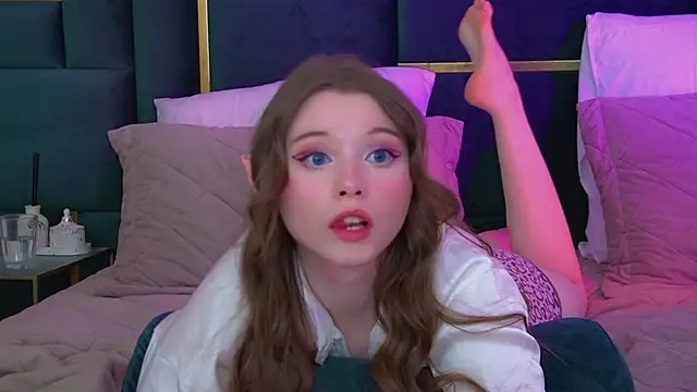 KeiraAsti's Live XXX Chat