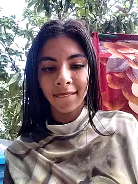 Chat +18 de chaparritahot99 ao vivo