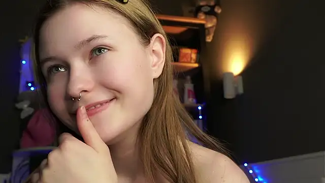 LynHillaire: онлайн-секс-чат