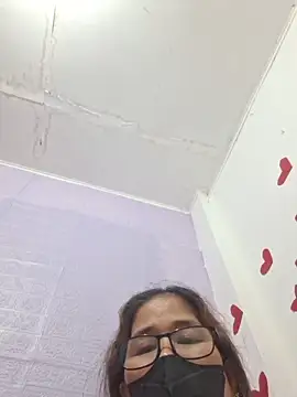 Loreanegel_kissme105: απευθείας συνομιλία ΧΧΧ