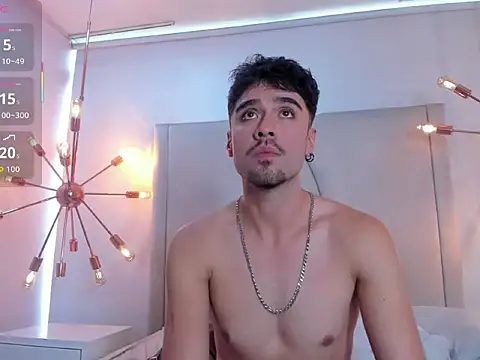 BrunoTurnerr élő XXX-chatje