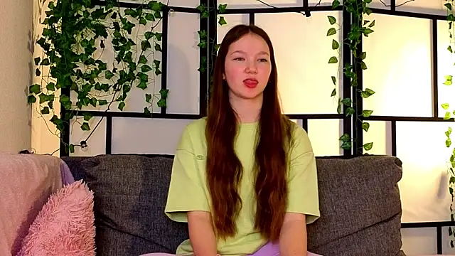 MelvinaEbner: онлайн-секс-чат