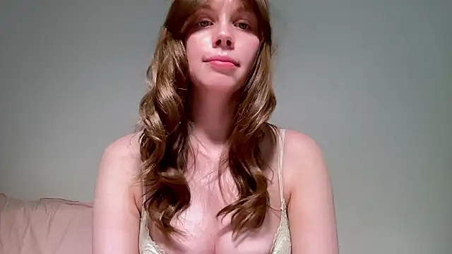 Онлайн чат XXX Nikki_Mimimi