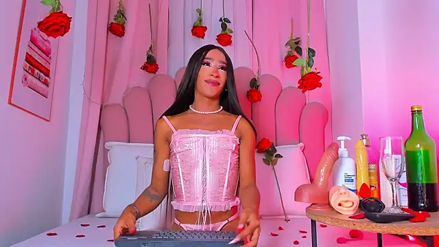 แชท XXX สดของ NicoleMadrird