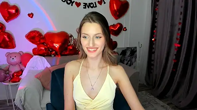 NaturalBeaty – Naživo XXX chat