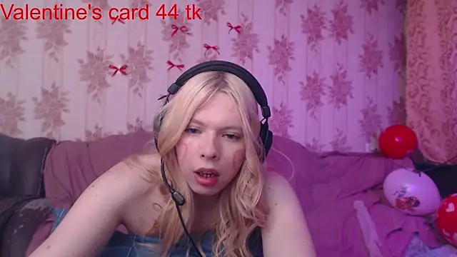 Show modela Cutie_Bambi na web-kameri