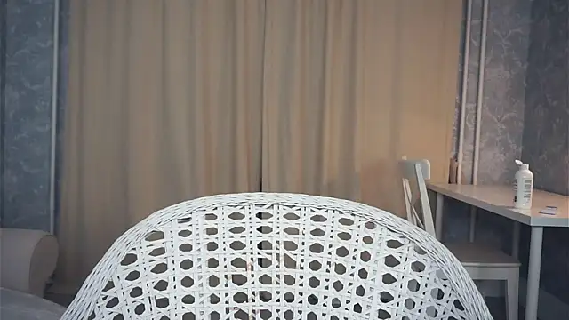 TarynPalek webcam show