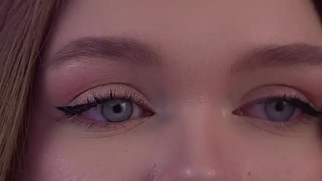 CrystalLyons Chat XXX in diretta