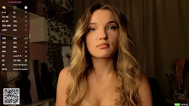 Živý XXX chat JulieLupo