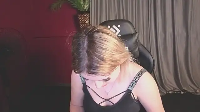 Chatroom XXX en direct de grase_neon