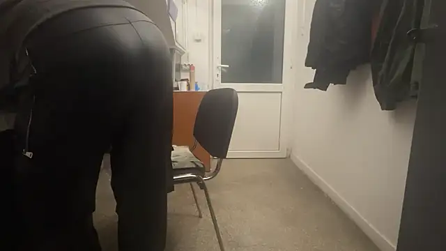 TARKAN1 Live XXX-chat