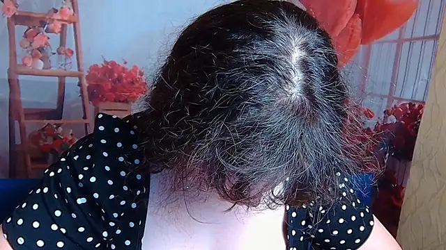 NeonilaLisova: онлайн-секс-чат