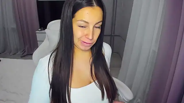 AvisFlowers élő XXX-chatje