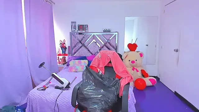 Luna_Analya 即時 XXX 聊天